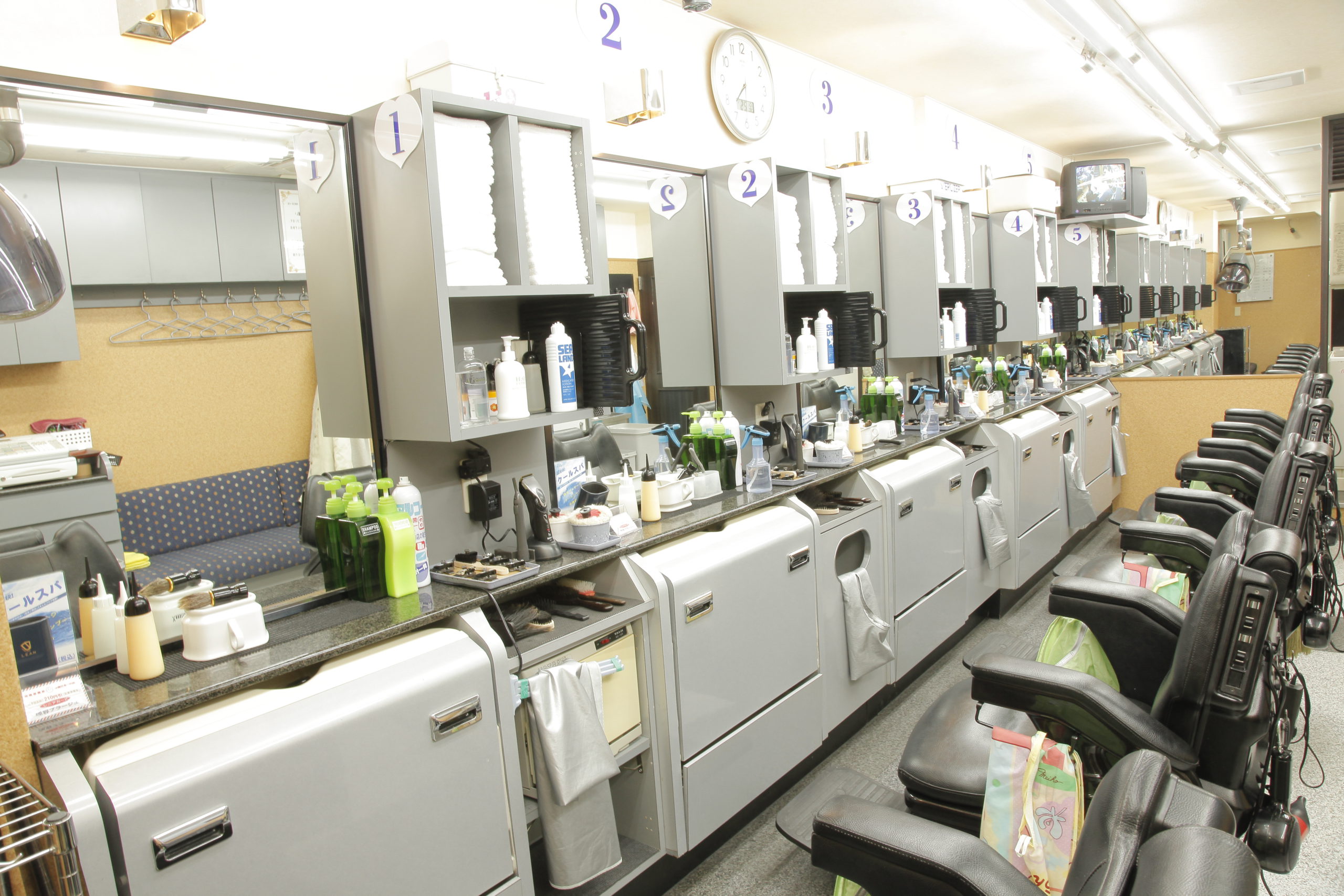 理容プラージュ 蒲田店 蒲田西口商店街 理容プラージュ 蒲田店 蒲田西口商店街